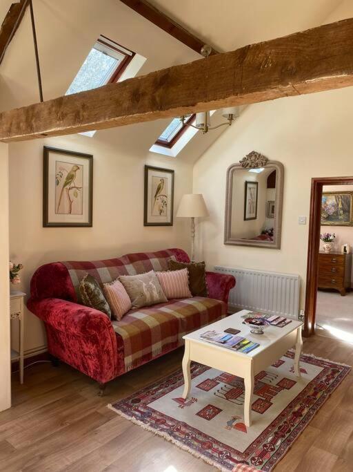 The Grooms Loft Self Contained Apartment Milton Abbas Esterno foto